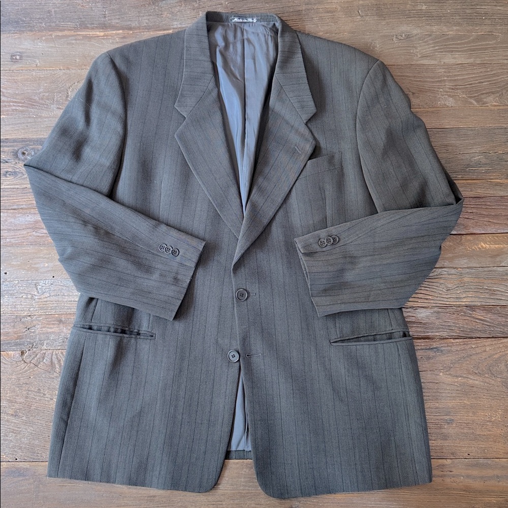 Giorgio Armani Marshall Fields virgin wool pinstripe men’s blazer 44 regular EUC